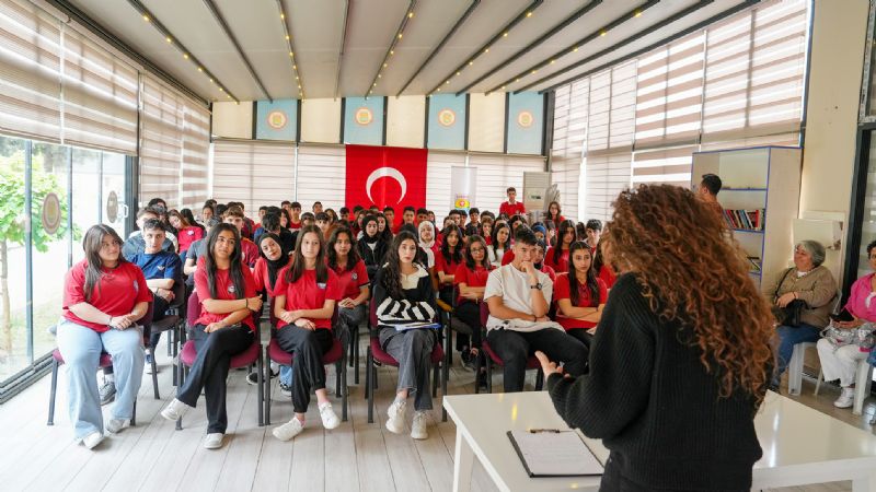 Tarsusta genler hem bilinlendi hem de tarihle bulutu...
