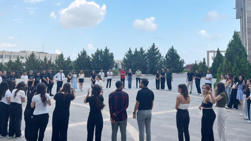 Erasmus rencileri Mersinde bulutu...