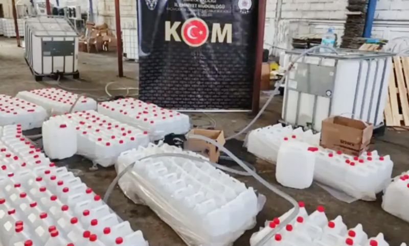 Kaak ikiye dev baskn ...