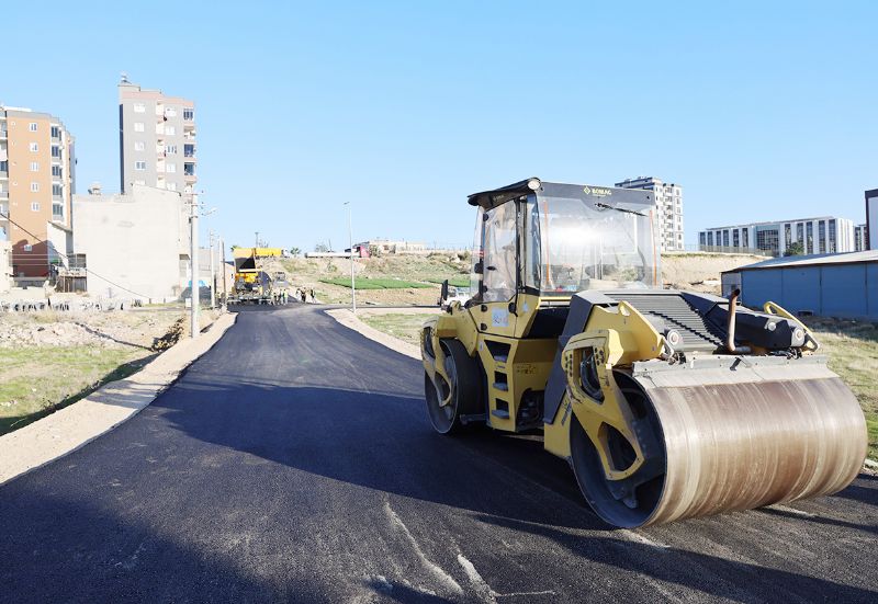 Toroslarda asfalt bakm almalar devam ediyor...