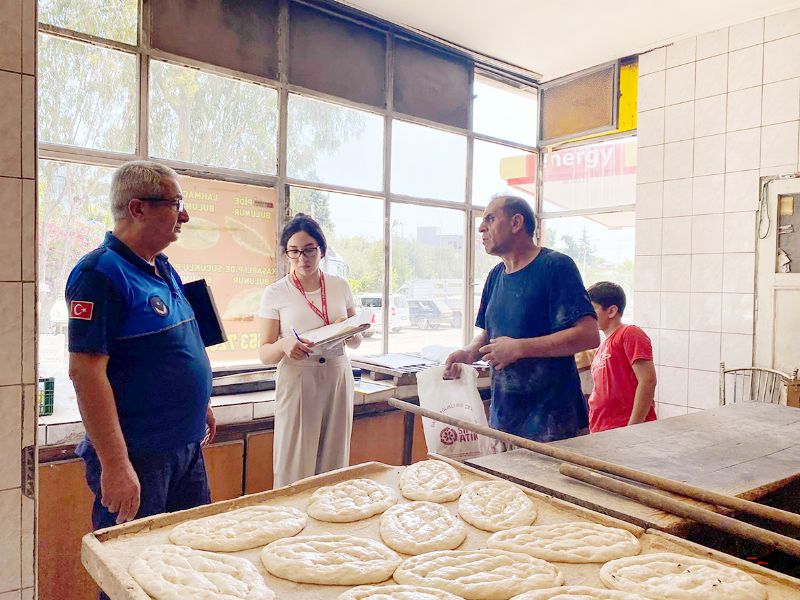 Tarsus Belediyesi halk sa�l��� i�in sahada...