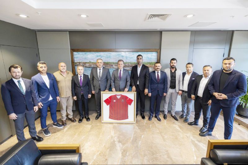Rakipler hazrlanyor Mersin seyrediyor!...