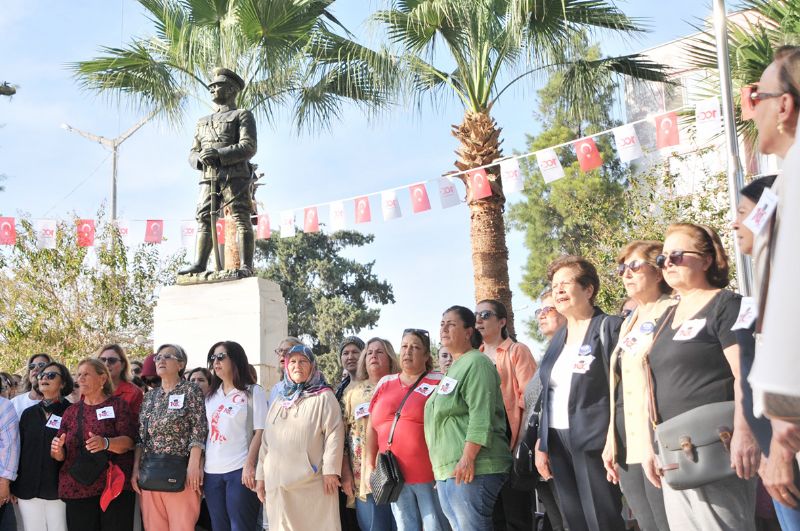 100. ylda 100 kadn  Cumhuriyet iin bulutu...