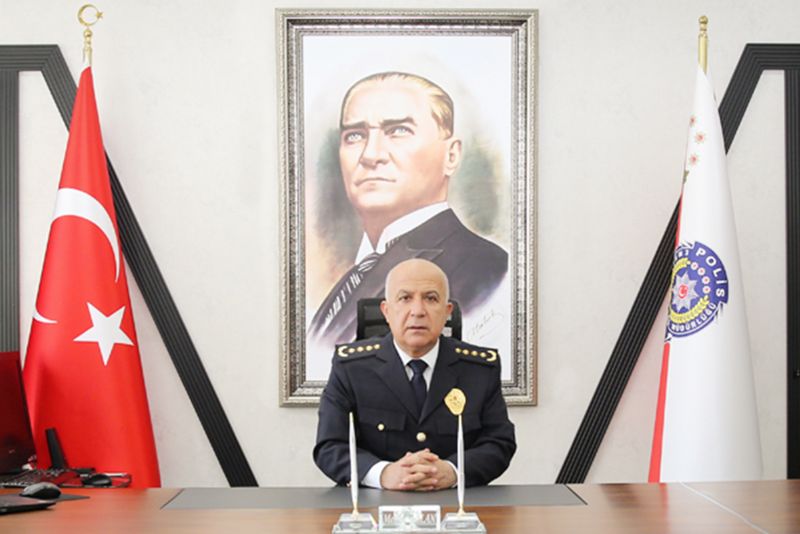 Kardei gzaltna alnan  Emniyet Mdr grevden alnd...