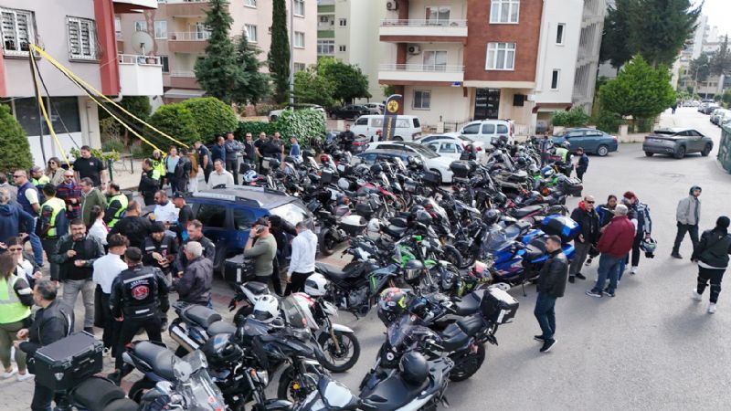 Mersin Biz Moto Akdemi  trenle ald...