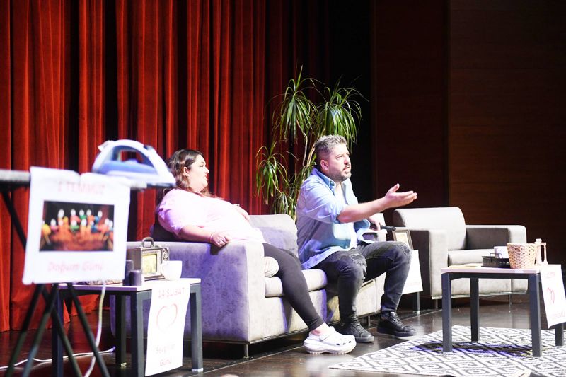 Ruh �k�z�m Oyunu  b�y�k be�eni ald� ...