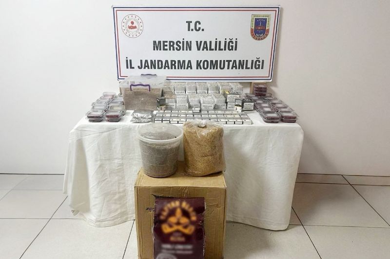 Jandarmadan ka�ak makaron operasyonu...