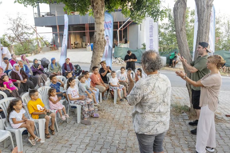 Yeniehirde ocuklar sanatla buluuyor...