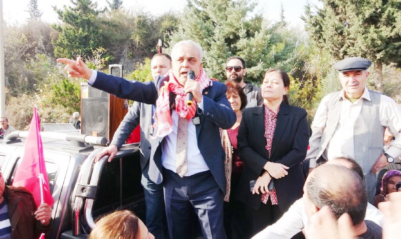 �stifa eden Milletvekili �ak�r CHP�yi hedef ald�...