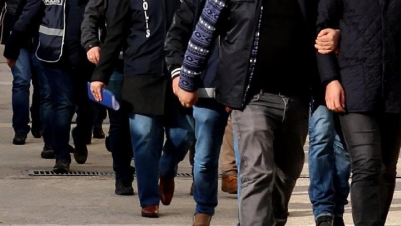 Mersin’de DEM Partili ebakan ve 5 kiiye gzalt...