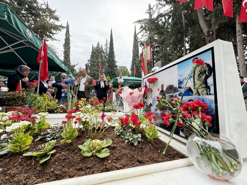 anakkale ehitleri Mersin’de trenle anld...