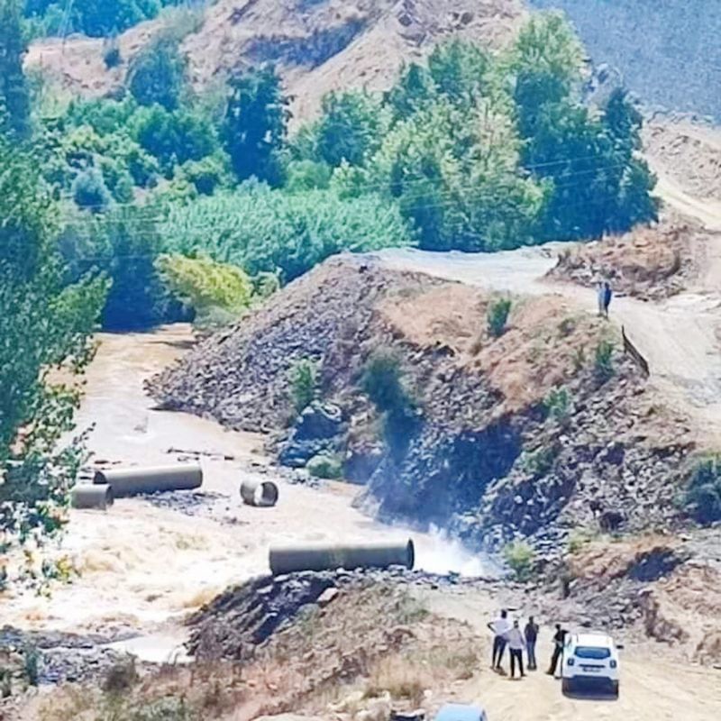 Alakpr Barajnda sulama borusu patlad...