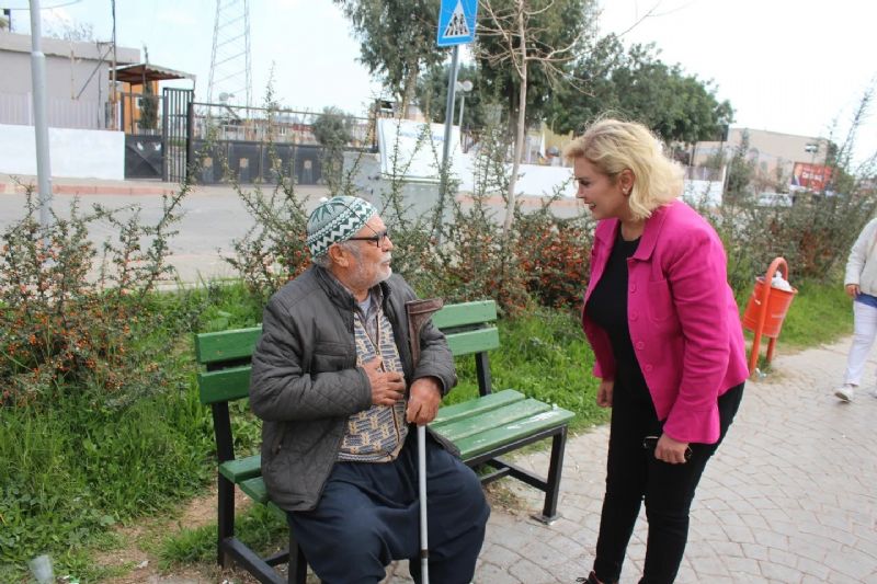 DEVA Mersinde 4 kadn  belediye bakan aday ile yaryor...