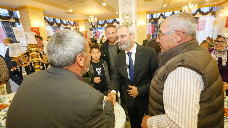 Tarsus muhtarlarla iftar program dzenledi...