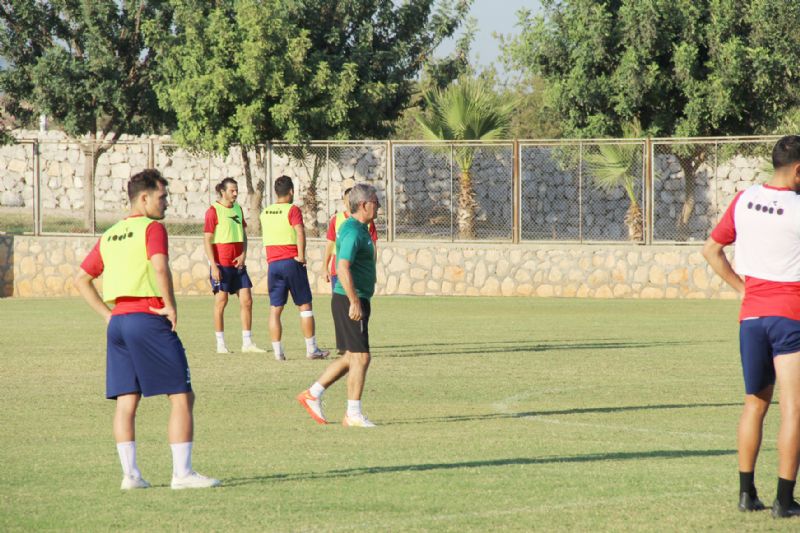 Mersin, kn  srdrmek istiyor...