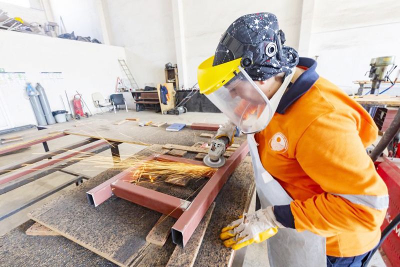 Kaynak�� ’Sevgi usta’ hikayesiyle kad�nlara �rnek oluyor...