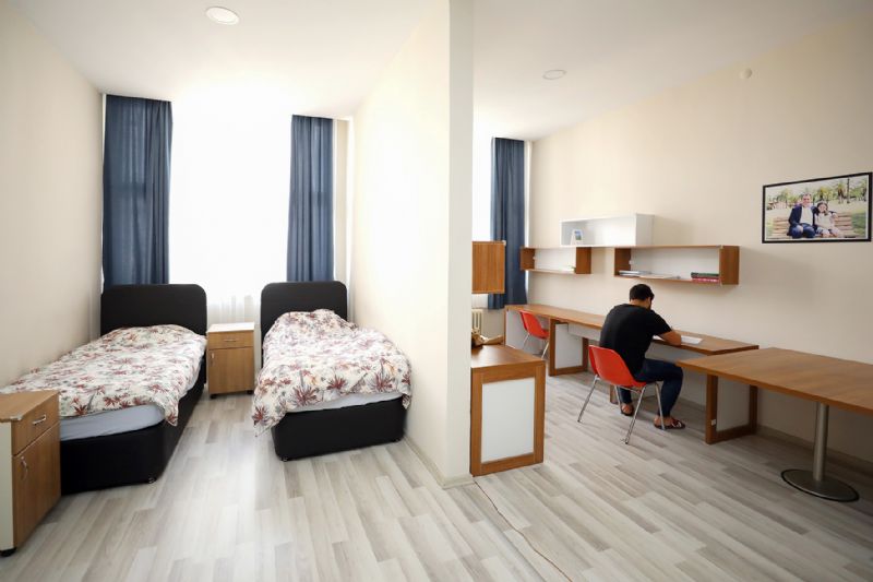 Mersin ��renciler i�in bar�nma haz�rl���nda...