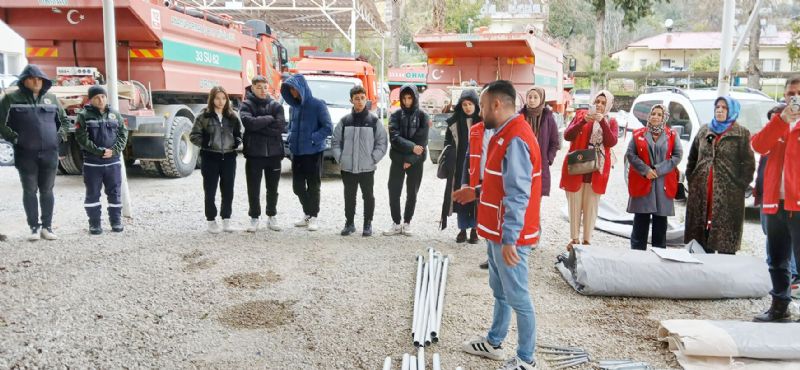 Anamurda Afet ve Acil Durum mdahale eitimi verildi...