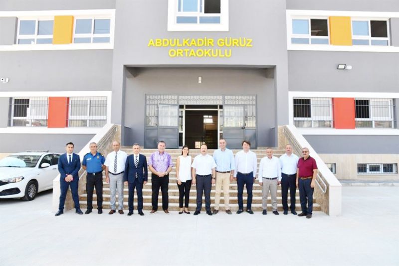 Eitim iin  hayrseverlere destek ars...