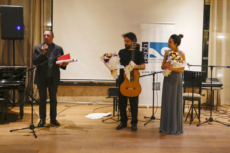 Lobide an ve gitar konseri...