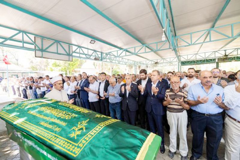 Mustafa Kocamaz topra�a verildi...