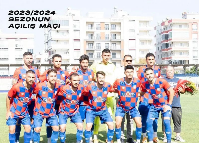 Silifke Belediyespor, taraftar ile bulutu...
