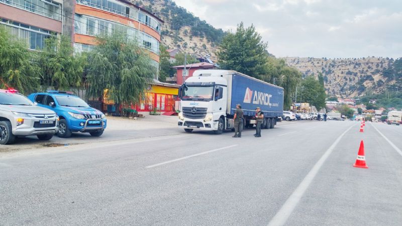 Mersin’de orman su�lar�na kar�� denetimler s�r�yor...