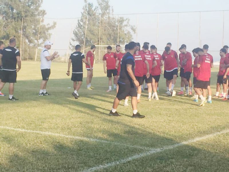 Mersin �zmir’de sahaya iniyor...