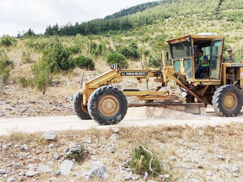 Tarsus�ta belediyeden 3 k�ye yol deste�i 