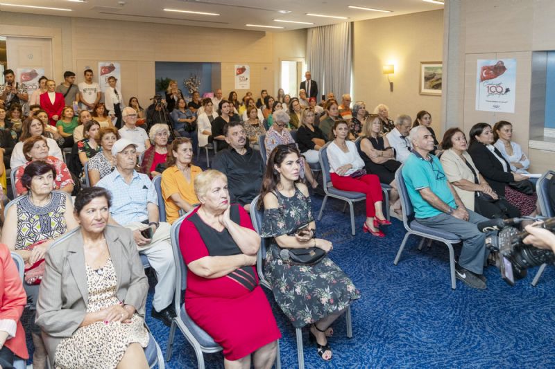 Cumhuriyet ve Atatrk  Mersin zelinde konuuldu...