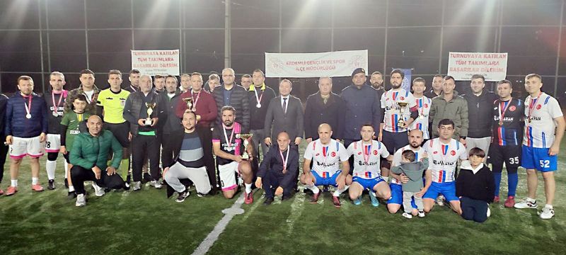 Erdemlide ampiyon Jandarma ...