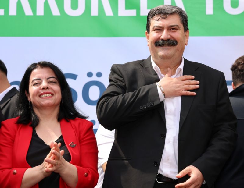 Bakan Abdurrahman Yldz, mazbatasn ald...