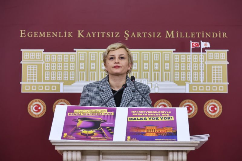 Tm rencilere bir n cretsiz yemek verilsin...