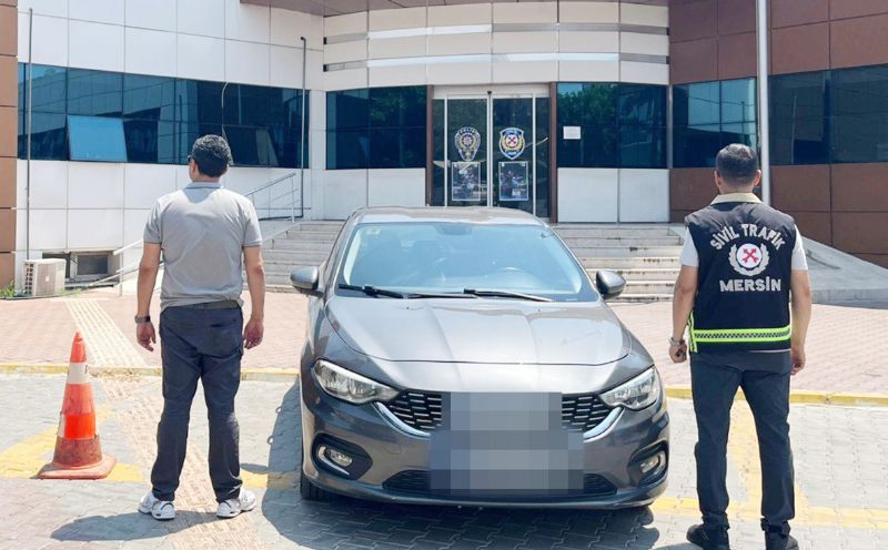 Trafi�i tehlikeye atan 2 s�r�c�y� ara� kameras� yakalatt� 