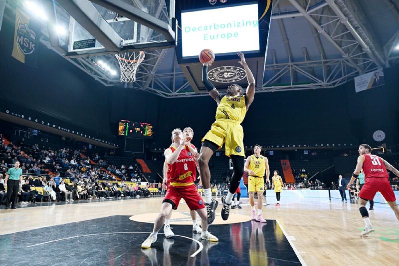 Mersin Spor Avrupa�da �st tura y�kseldi...