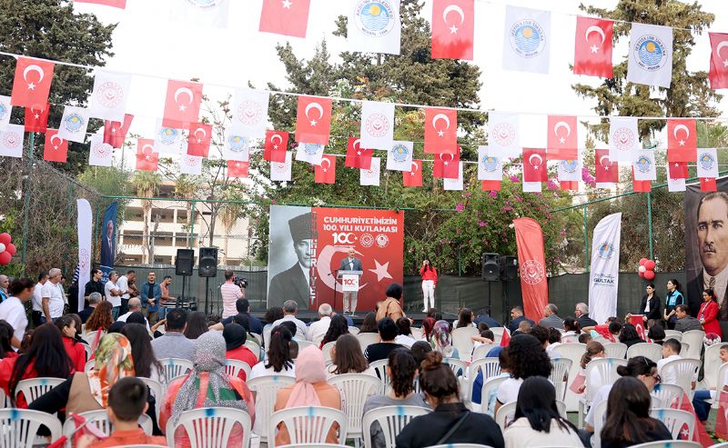 Cumhuriyeti yaatp ykseltecek olanlar ocuklarmzdr...