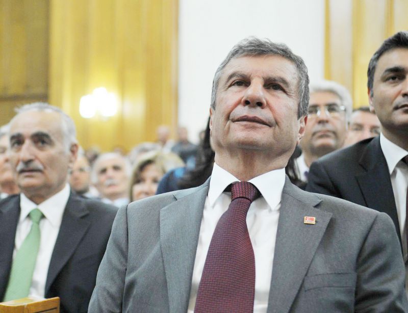 CHP Mersin’i DEM’e peke ekti...