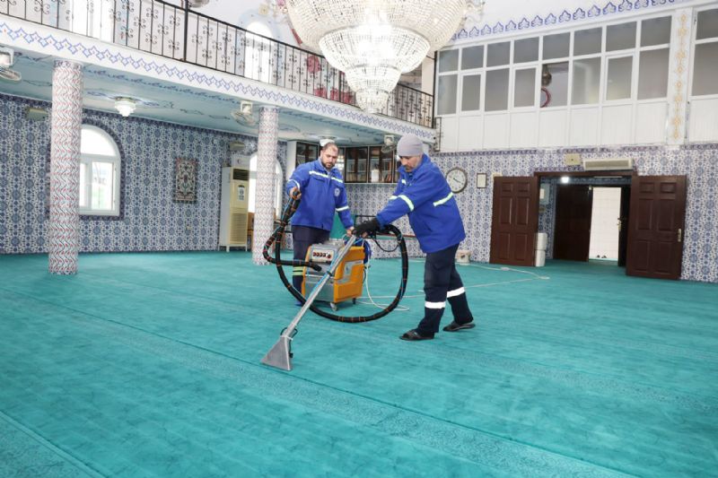 Akdeniz�de ibadethaneler temizleniyor...