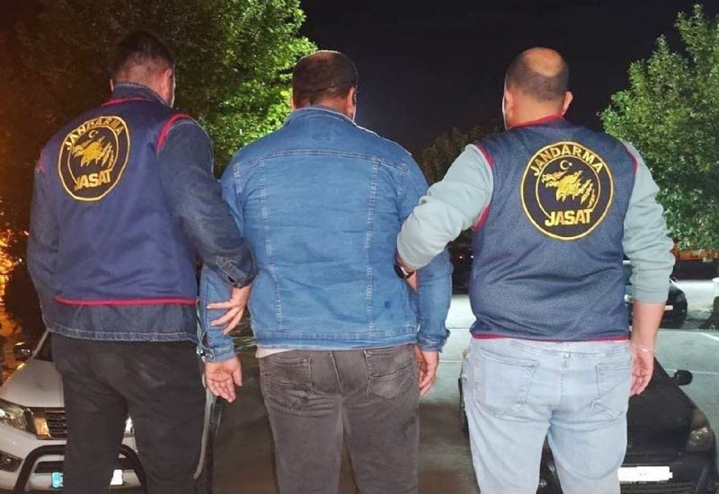 Ehliyet snavndan kopya eken ahs yakaland...