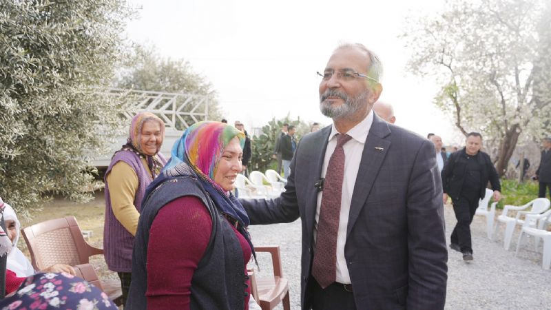 Halkn bakan Haluk Bozdoan kylerde halkla i ie...