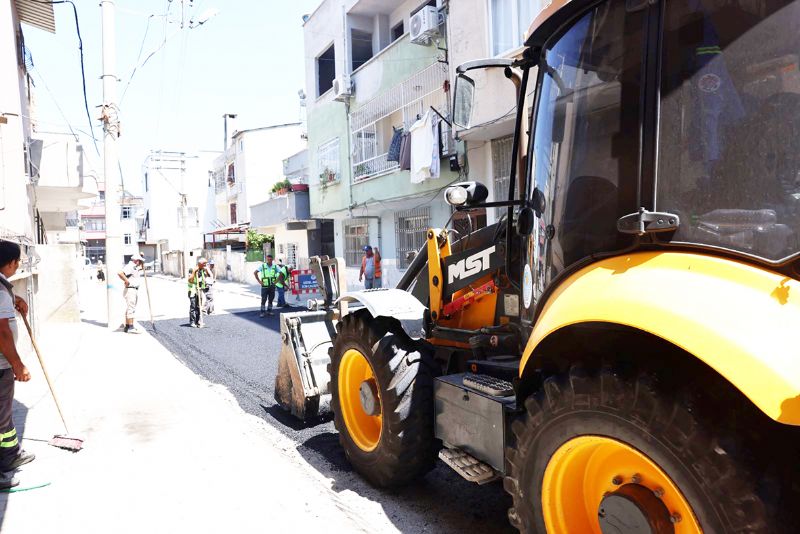 Akdeniz�de yol ve kald�r�m �al��malar� s�r�yor