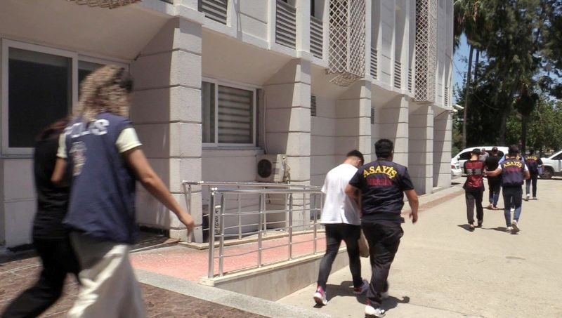 Mersin’de ’sazan sarmal�’ operasyonu...