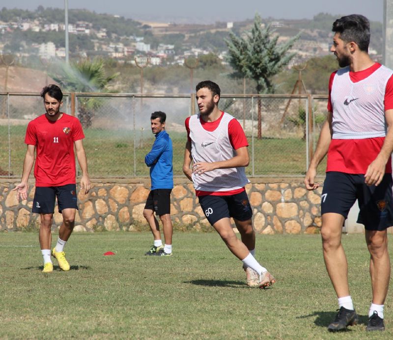 Lider Konyay arlayacak...