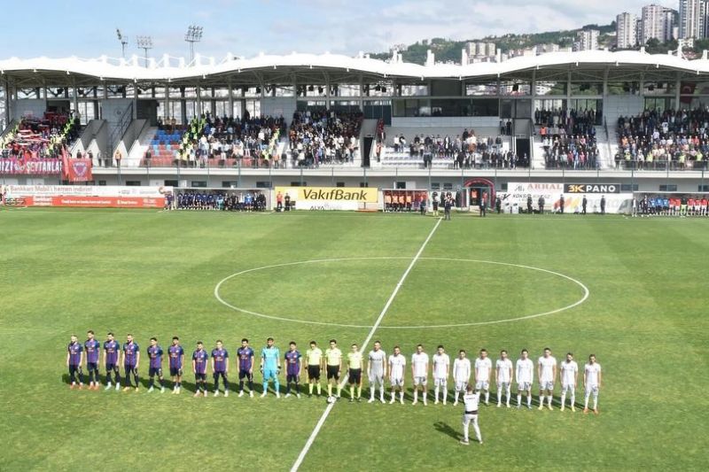 Mersin 2. ligde kald�!...