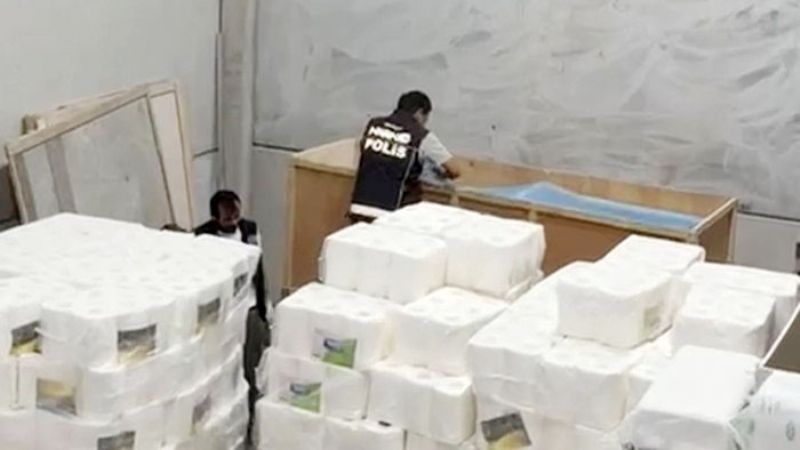 Plastik ambalaj deposunda uyu�turucu �retimine 3 tutuklama