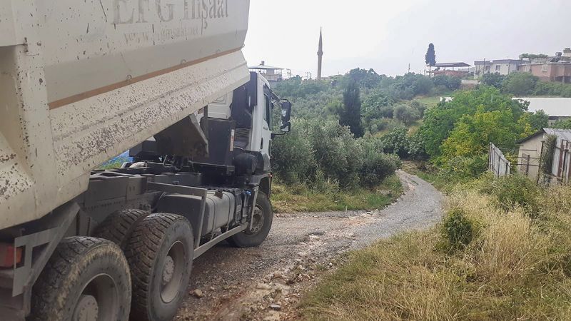 Tarsus’ta afet sonras maduriyetler giderildi...