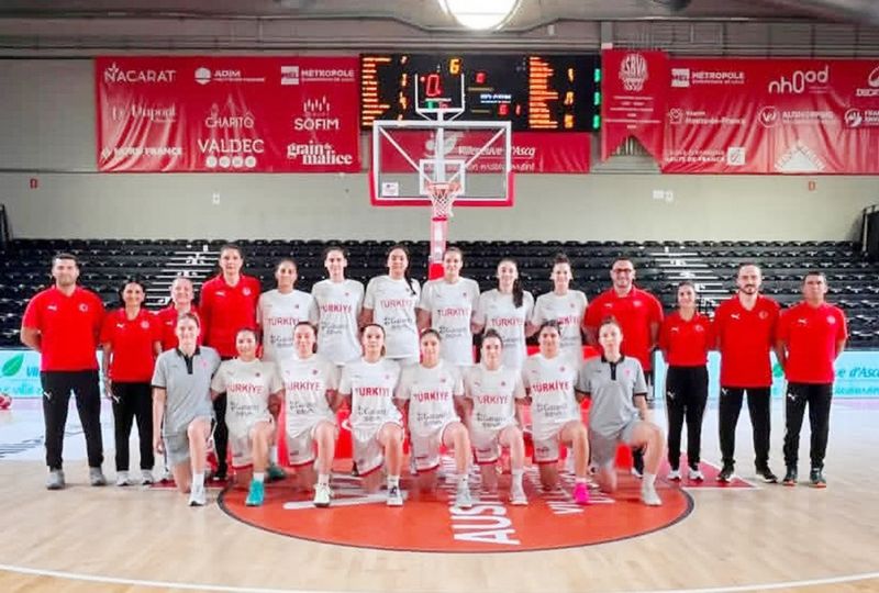 Liva Aksoy, U18 K�z Milli Tak�m�’n�n 12 ki�ilik kadrosunda...