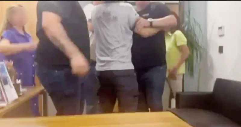 B�y�k�ehir�de  skandal g�r�nt�!...