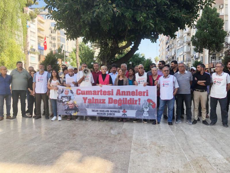 Cumartesi Annelerine destek eylemleri sryor...