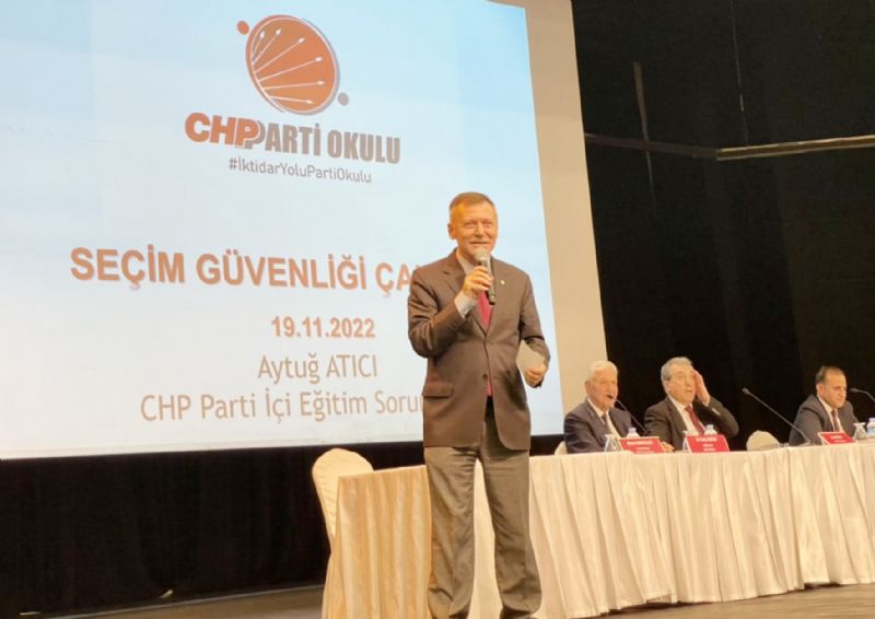 Atcdan zel k: Yanllarn sylemek ve  biraz ans tanmak lazm...